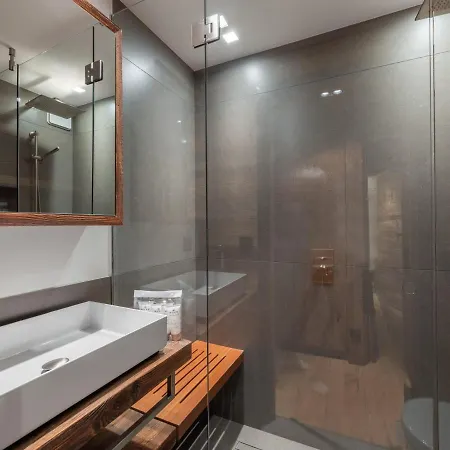 Luxueux A Meribel - 15 Pers, Proche Centre, Navette Gratuite, Espace Wellness - Fr-1-565-102 *